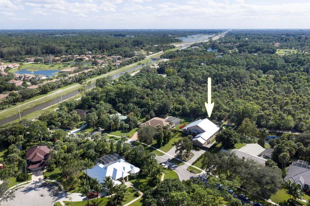 8350 Whispering Oak Way, West Palm Beach, FL 33411