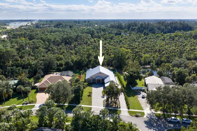 8350 Whispering Oak Way, West Palm Beach, FL 33411