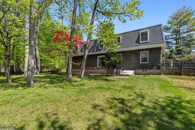 97 Roxy Ave, Edison Twp., NJ 08820