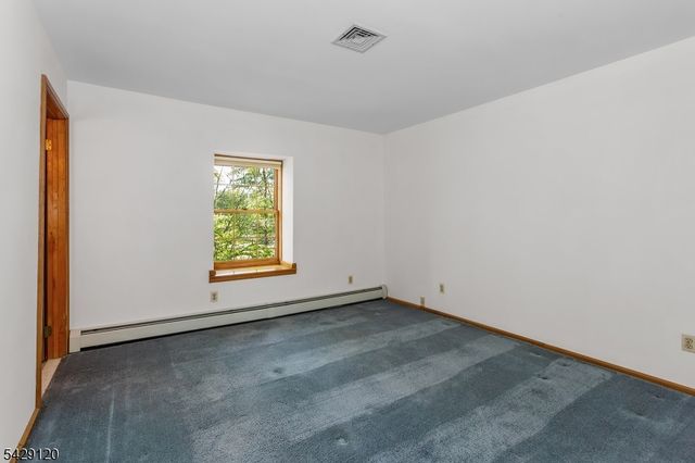 97 Roxy Ave, Edison Twp., NJ 08820