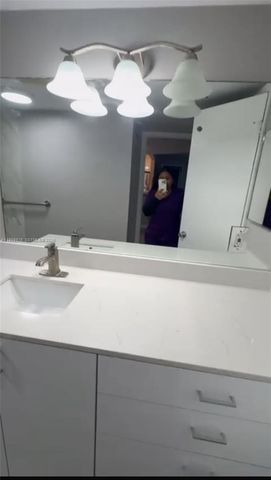 7100 NW 179th St 102, Hialeah, FL 33015