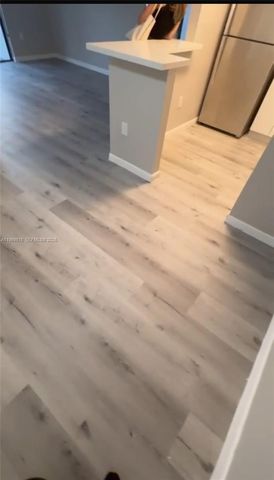 7100 NW 179th St 102, Hialeah, FL 33015