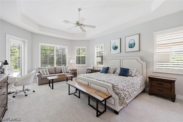 7673 Mulberry LN, Naples, FL 34114