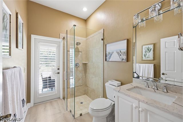 7673 Mulberry LN, Naples, FL 34114