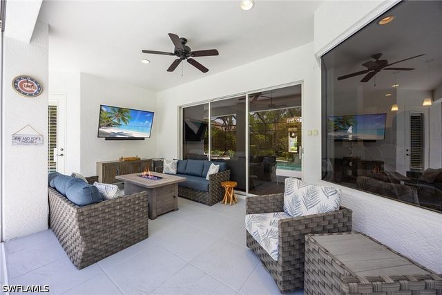 7673 Mulberry LN, Naples, FL 34114