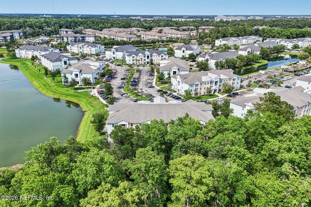 4950 KEY LIME Drive 301, Jacksonville, FL 32256
