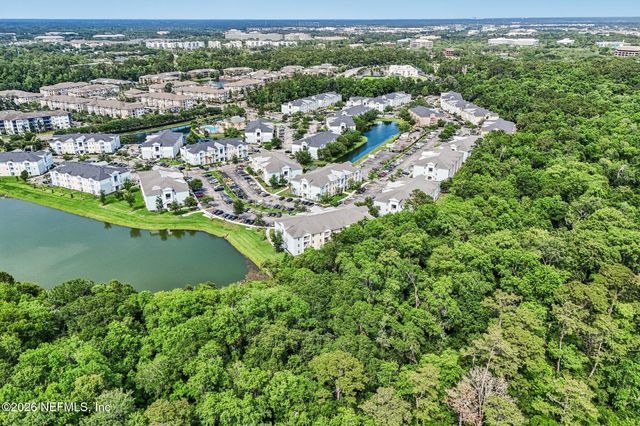 4950 KEY LIME Drive 301, Jacksonville, FL 32256