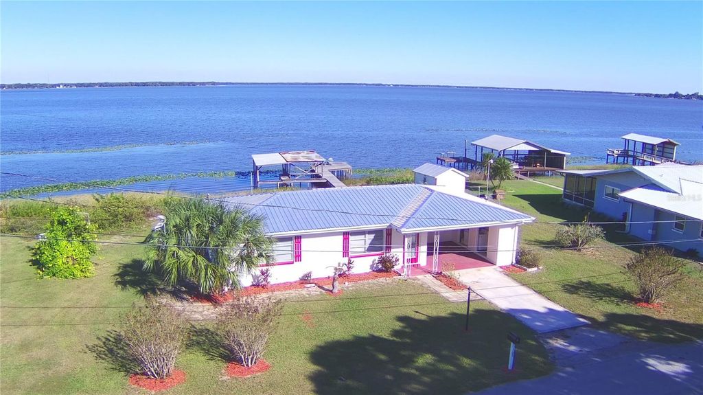 105 MAXCY LANE, Frostproof, FL 33843