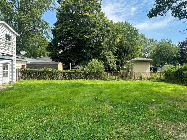 144 Morningside Road, Niles, OH 44446