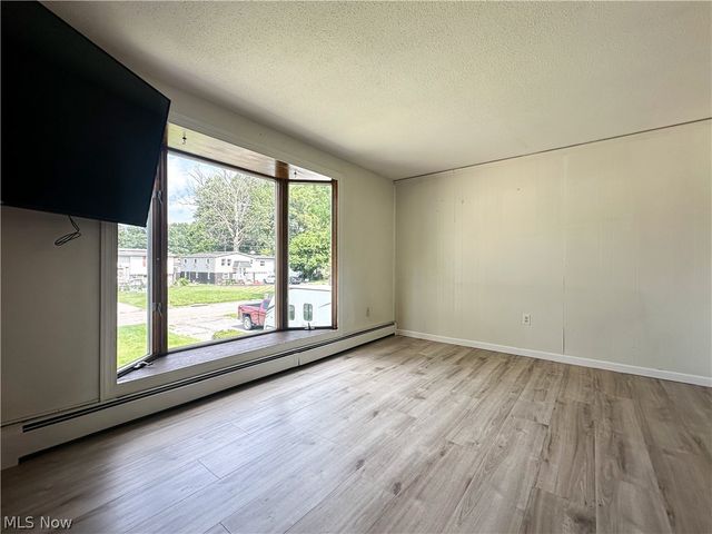 144 Morningside Road, Niles, OH 44446