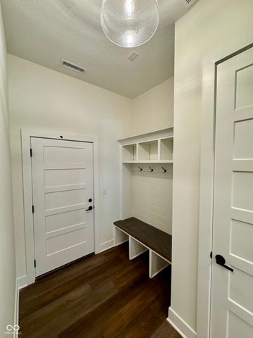 9867 Bucklebury Lane, Carmel, IN 46280