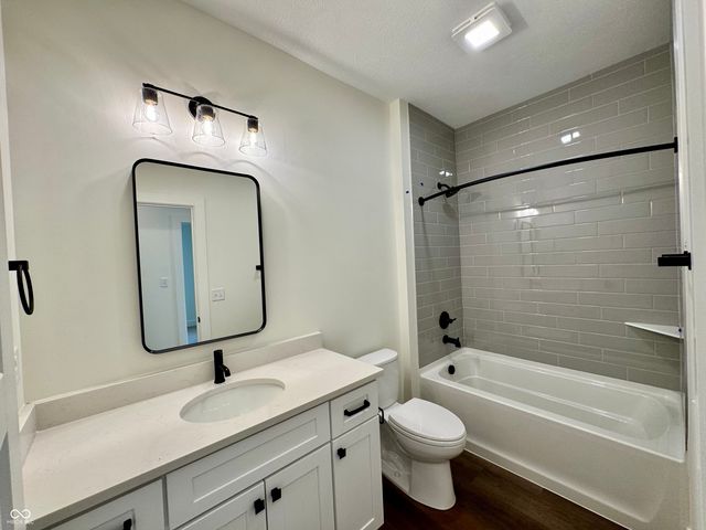 9867 Bucklebury Lane, Carmel, IN 46280