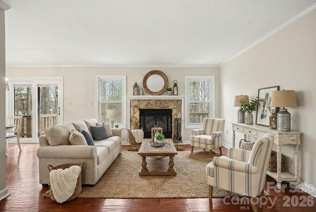 374 Tall Oaks Trail, Fort Mill, SC 29715