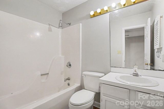 374 Tall Oaks Trail, Fort Mill, SC 29715