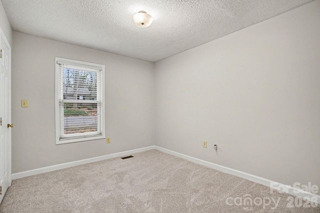 374 Tall Oaks Trail, Fort Mill, SC 29715