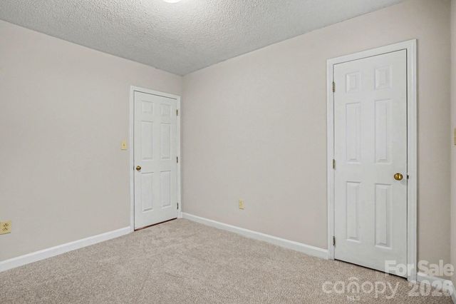 374 Tall Oaks Trail, Fort Mill, SC 29715