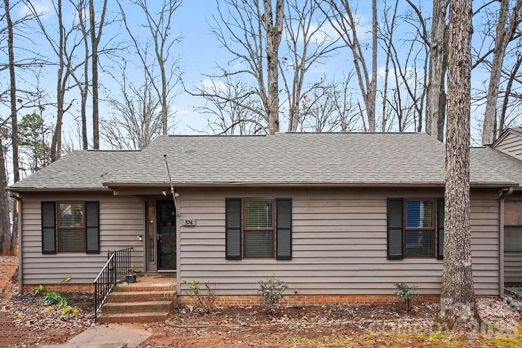 374 Tall Oaks Trail, Fort Mill, SC 29715