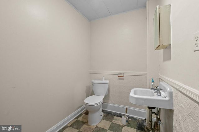 2541 SAINT PAUL ST, Baltimore, MD 21218