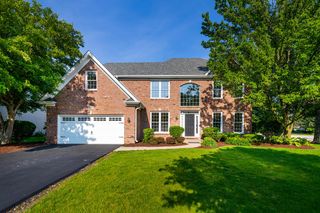 2203 FOX BORO Lane, Naperville, IL 60564