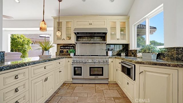 27469 Paseo Mimosa, San Juan Capistrano, CA 92675