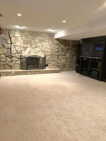 35 Revere Drive, South Barrington, IL 60010