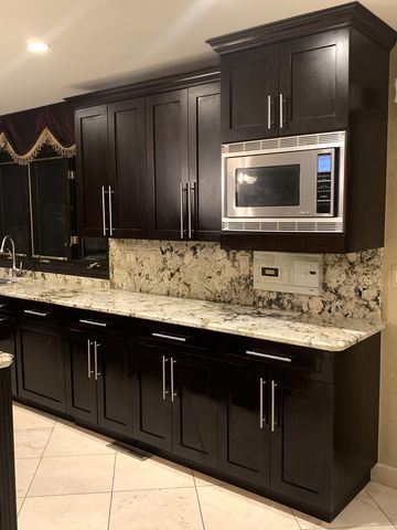 35 Revere Drive, South Barrington, IL 60010