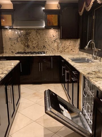 35 Revere Drive, South Barrington, IL 60010