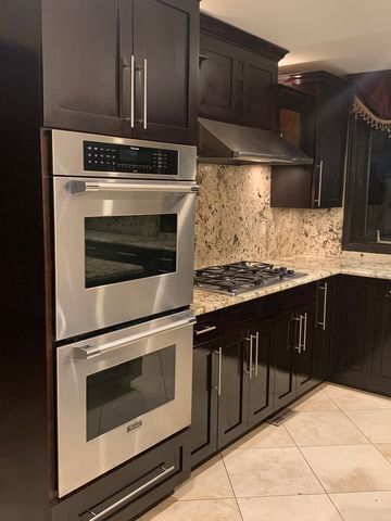 35 Revere Drive, South Barrington, IL 60010