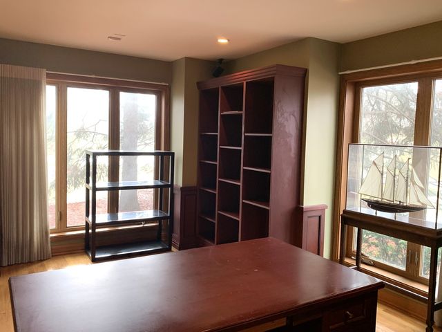 35 Revere Drive, South Barrington, IL 60010