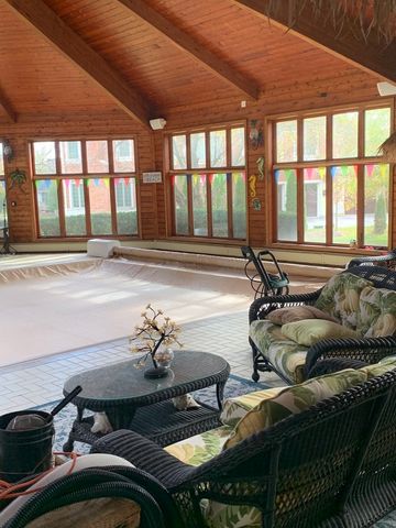 35 Revere Drive, South Barrington, IL 60010