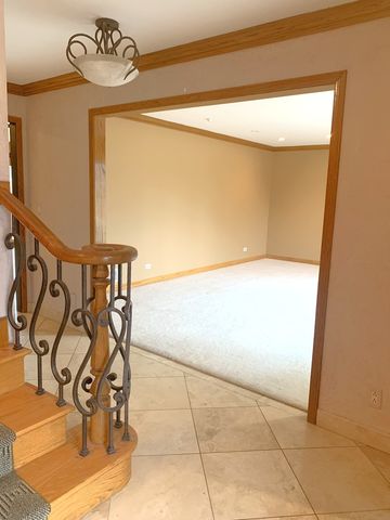 35 Revere Drive, South Barrington, IL 60010