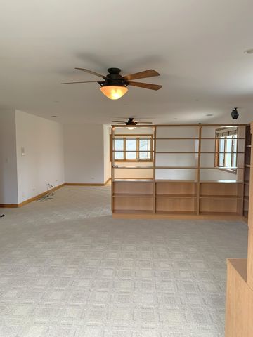 35 Revere Drive, South Barrington, IL 60010