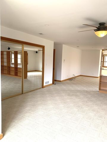 35 Revere Drive, South Barrington, IL 60010