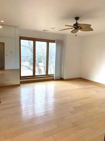 35 Revere Drive, South Barrington, IL 60010