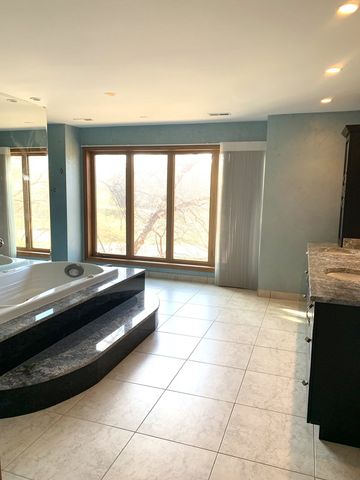 35 Revere Drive, South Barrington, IL 60010