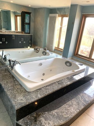 35 Revere Drive, South Barrington, IL 60010