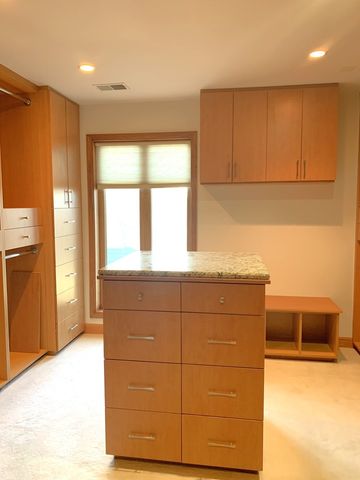 35 Revere Drive, South Barrington, IL 60010