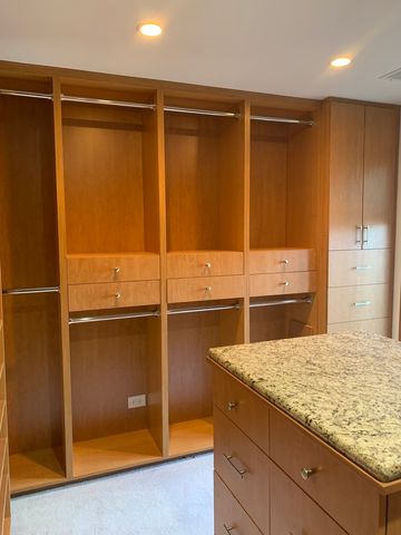 35 Revere Drive, South Barrington, IL 60010