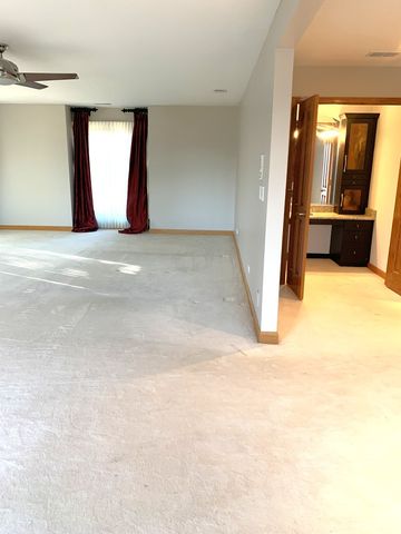 35 Revere Drive, South Barrington, IL 60010