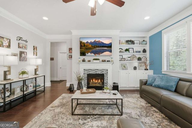 5225 Mirror Lake Drive, Cumming, GA 30028
