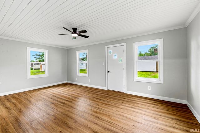 1611 E 4th Street, Mishawaka, IN 46544