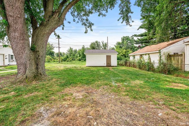 1611 E 4th Street, Mishawaka, IN 46544
