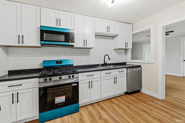 1611 E 4th Street, Mishawaka, IN 46544