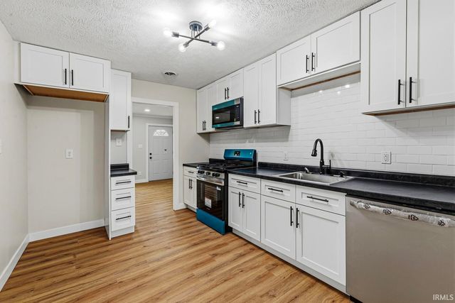 1611 E 4th Street, Mishawaka, IN 46544