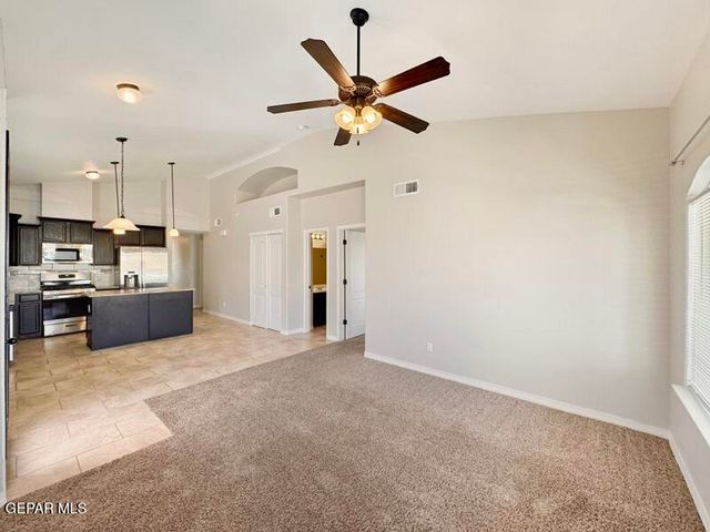 14360 Tobe Davis Drive, Horizon City, TX 79928