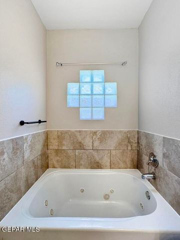 14360 Tobe Davis Drive, Horizon City, TX 79928