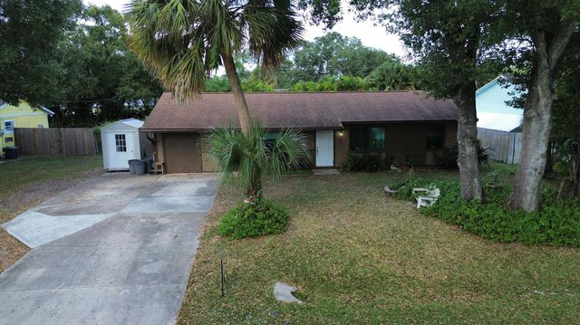 7904 Hibiscus Road, Fort Pierce, FL 34951