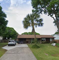 7904 Hibiscus Road, Fort Pierce, FL 34951