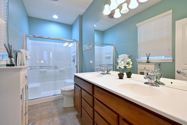 14248 Newport Circle, Huntley, IL 60142