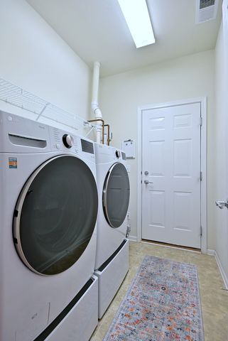 14248 Newport Circle, Huntley, IL 60142